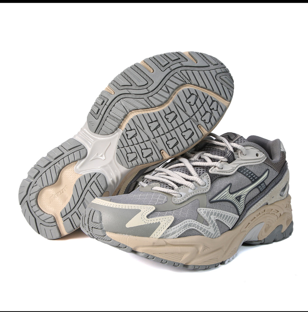 Mizuno adventure twe